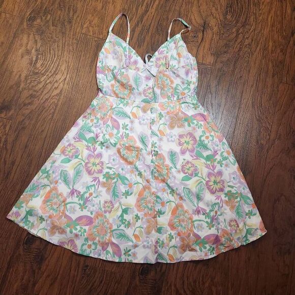Love + Harmony floral sundress - Picture 2 of 7